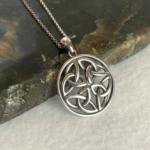 Sterling Silver 925 PAJ Round Celtic Trinity Knot Pendant Necklace 18" Chain - Picture 3 of 16